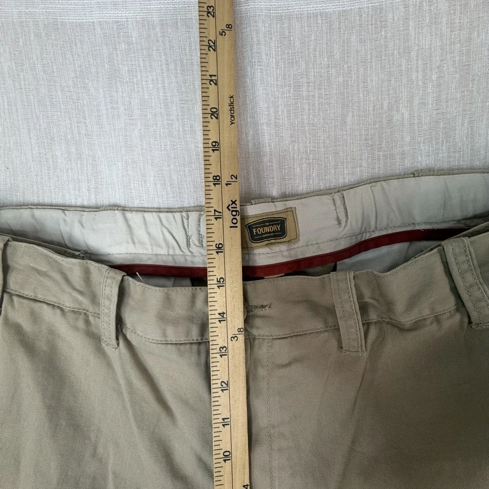 FOUNDRY Flat Front Mens Shorts Sz 48 Big & Tall 10